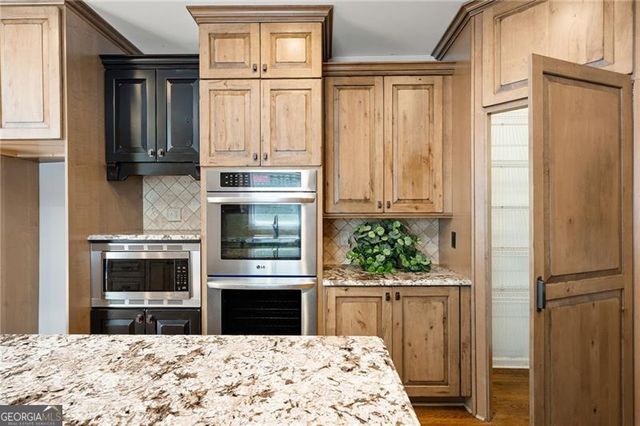 1215 Winborn Terrace NW, Kennesaw, GA 30152