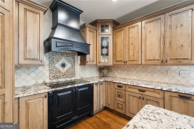 1215 Winborn Terrace NW, Kennesaw, GA 30152