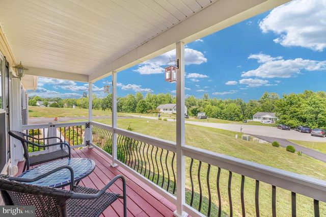 160 LANCASTER CT, Louisa, VA 23093