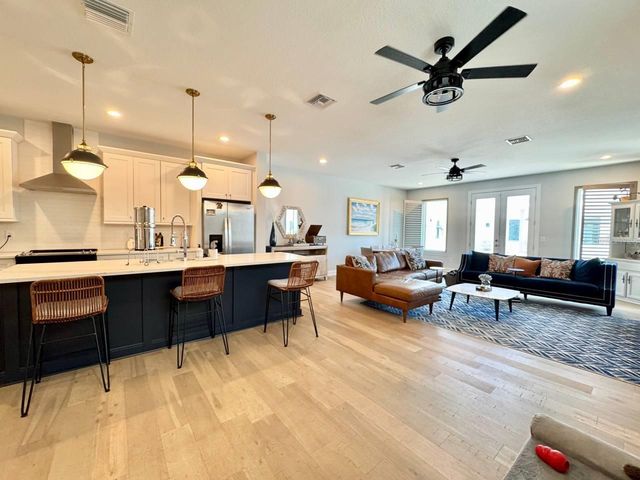 4740 LEGACY PARK DRIVE, Tampa, FL 33611