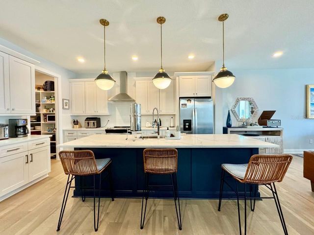 4740 LEGACY PARK DRIVE, Tampa, FL 33611