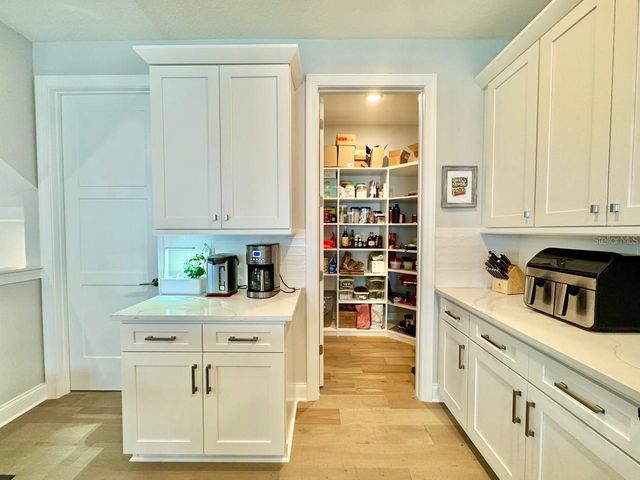 4740 LEGACY PARK DRIVE, Tampa, FL 33611