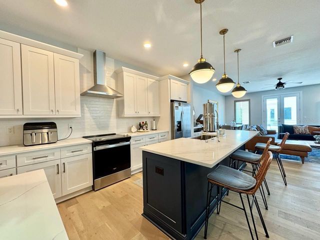 4740 LEGACY PARK DRIVE, Tampa, FL 33611