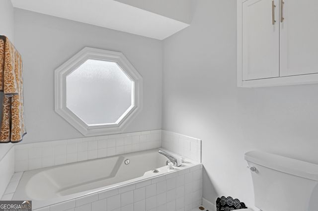 200 N Wesleyan Circle, Macon, GA 31210