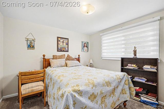 28945 Nottoway Drive, Farmington Hills, MI 48331
