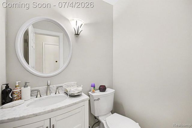 28945 Nottoway Drive, Farmington Hills, MI 48331