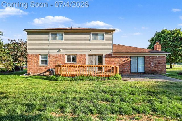 28945 Nottoway Drive, Farmington Hills, MI 48331