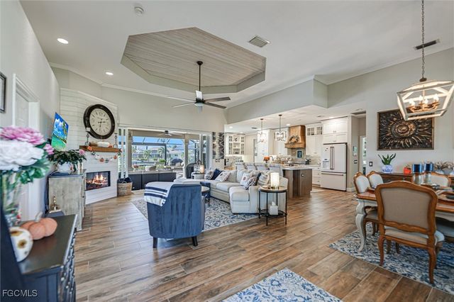 3912 SW 27th CT, Cape Coral, FL 33914