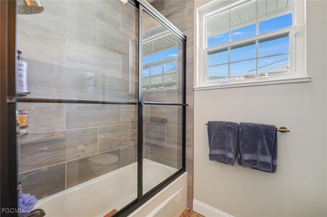 3912 SW 27th CT, Cape Coral, FL 33914