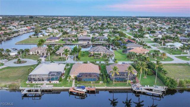 3912 SW 27th CT, Cape Coral, FL 33914