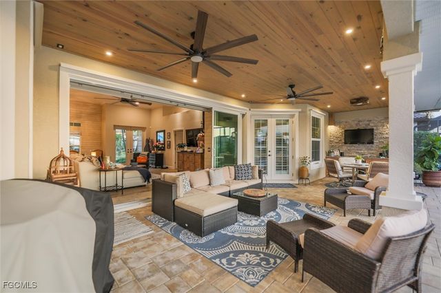 3912 SW 27th CT, Cape Coral, FL 33914