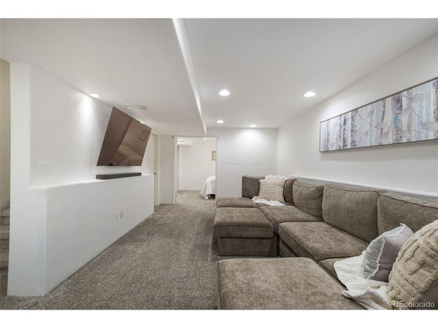 6818 Grand Prairie Dr, Colorado Springs, CO 80923