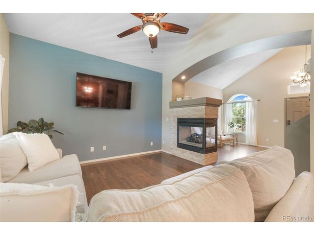 6818 Grand Prairie Dr, Colorado Springs, CO 80923