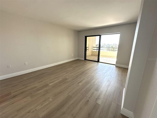 126 1ST STREET E 209, Tierra Verde, FL 33715