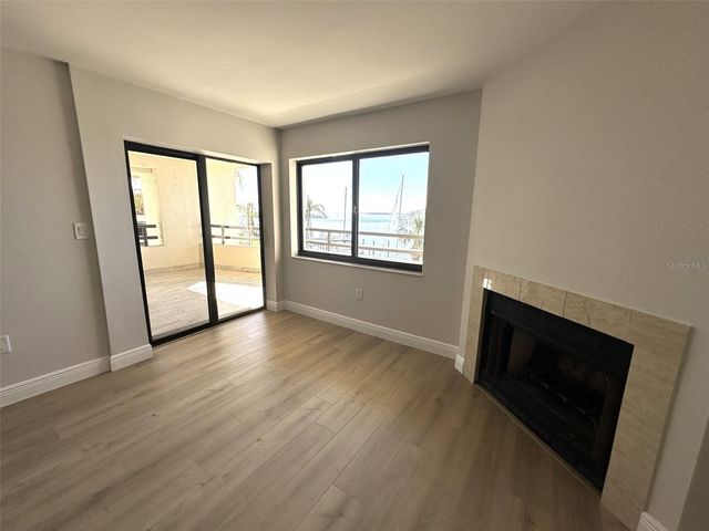 126 1ST STREET E 209, Tierra Verde, FL 33715