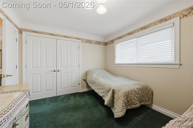 19367 Skyline Street, Roseville, MI 48066