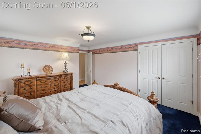 19367 Skyline Street, Roseville, MI 48066