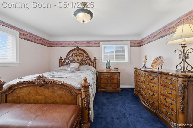 19367 Skyline Street, Roseville, MI 48066