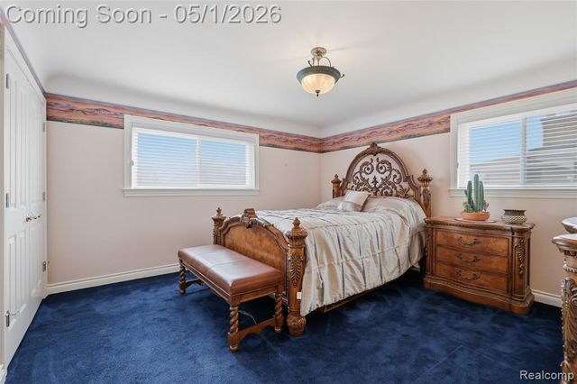 19367 Skyline Street, Roseville, MI 48066