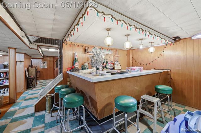 19367 Skyline Street, Roseville, MI 48066