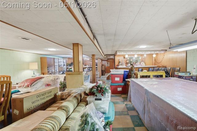 19367 Skyline Street, Roseville, MI 48066