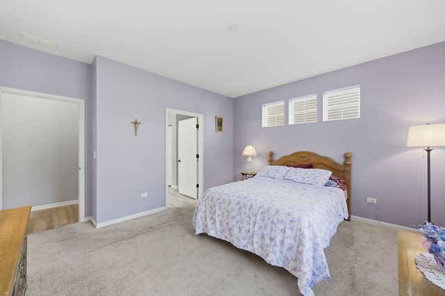 2260 Indigo Drive, Algonquin, IL 60102