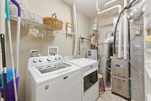 2260 Indigo Drive, Algonquin, IL 60102