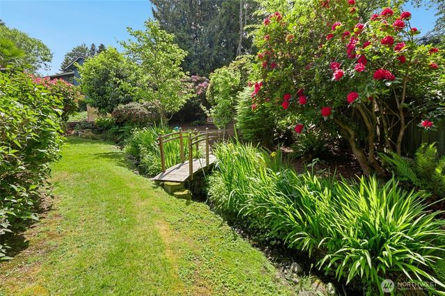 1951 2nd Street, Kirkland, WA 98033
