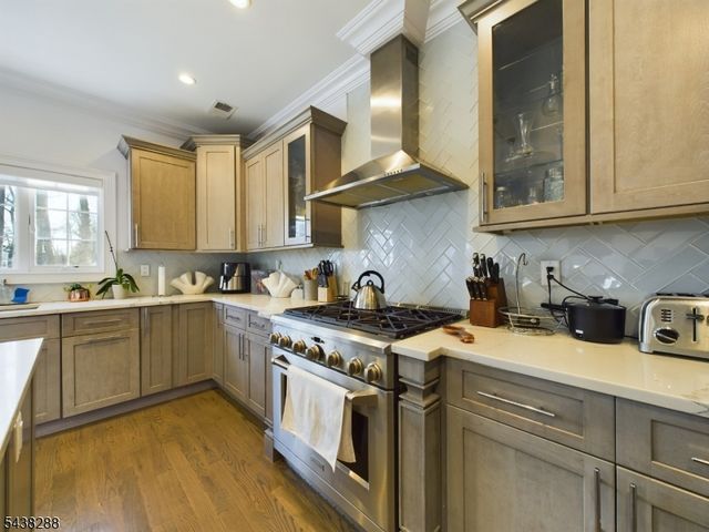 301 Garrett Rd, Mountainside Boro, NJ 07092