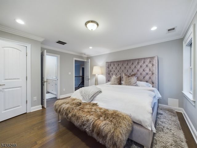 301 Garrett Rd, Mountainside Boro, NJ 07092
