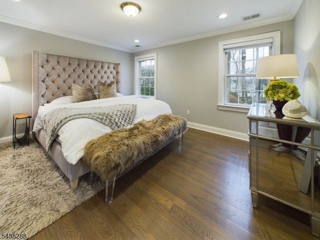 301 Garrett Rd, Mountainside Boro, NJ 07092