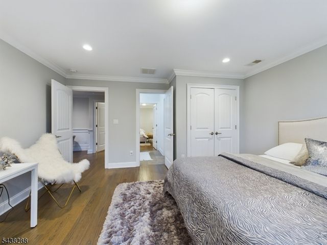 301 Garrett Rd, Mountainside Boro, NJ 07092