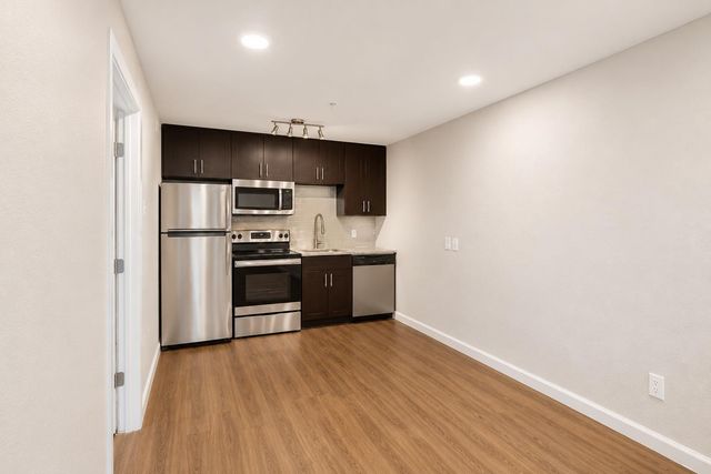 8214 N Interstate 35 Highway, Austin, TX 78753