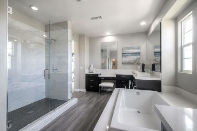 7060 SITIO CALIENTE, Carlsbad, CA 92009