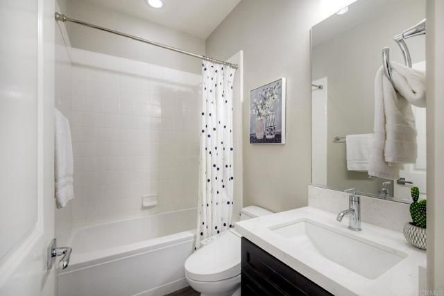 7060 SITIO CALIENTE, Carlsbad, CA 92009