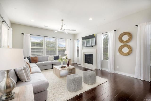 7060 SITIO CALIENTE, Carlsbad, CA 92009