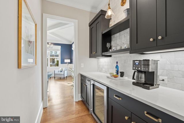 1723 N BARTON ST, Arlington, VA 22201