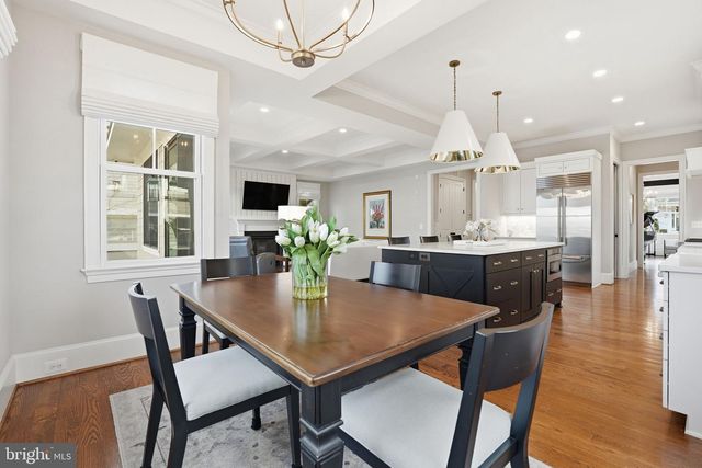 1723 N BARTON ST, Arlington, VA 22201