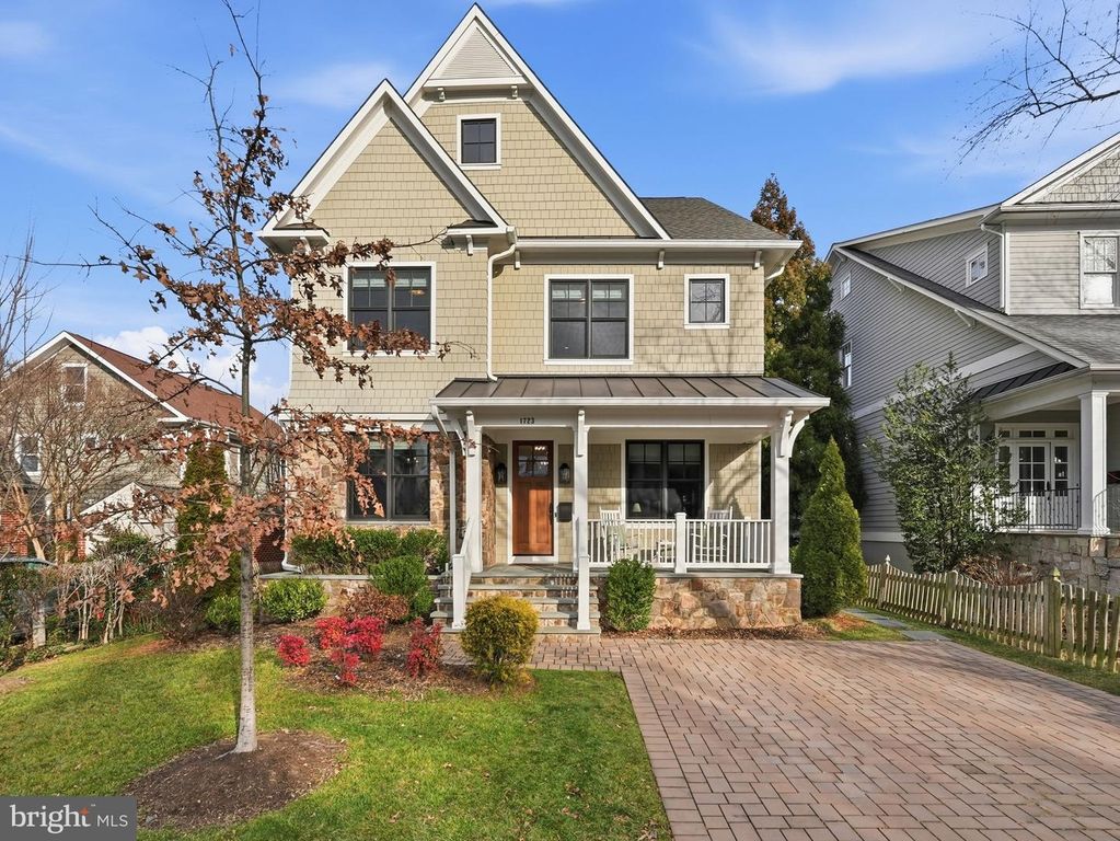 1723 N BARTON ST, Arlington, VA 22201