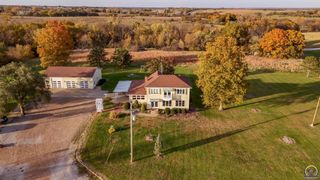 7731 NE Indian Creek RD, Topeka, KS 66617