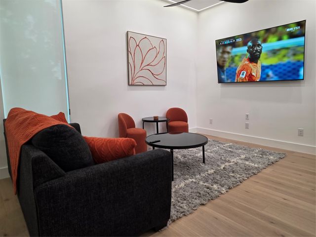 3523 Miles Street 104, Dallas, TX 75209