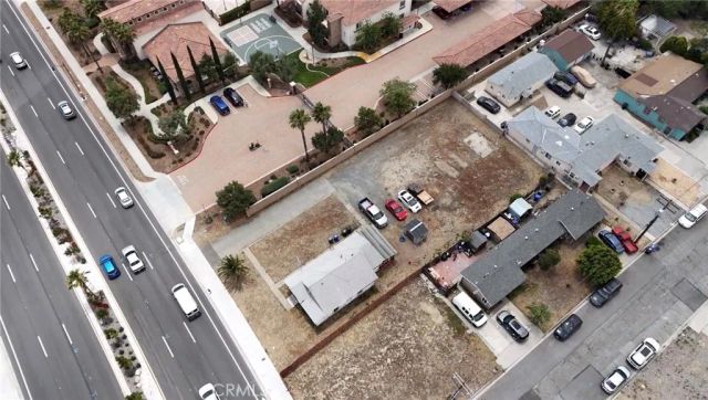 7790 Sierra, Fontana, CA 92336