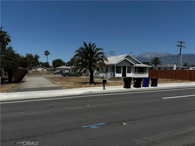 7790 Sierra, Fontana, CA 92336