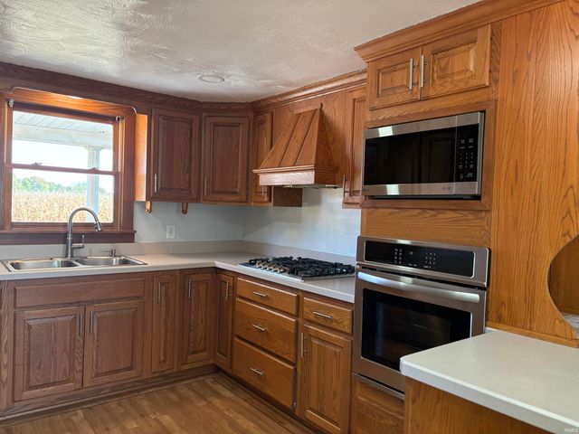 12869 N 200 W Road, Milford, IN 46542