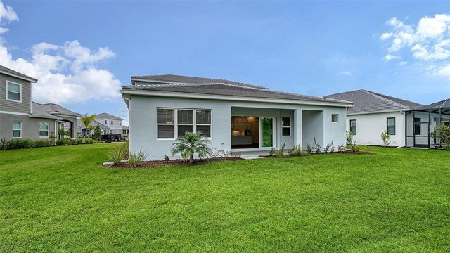 10050 CRYSTAL ISLES CIRCLE, Sarasota, FL 34241