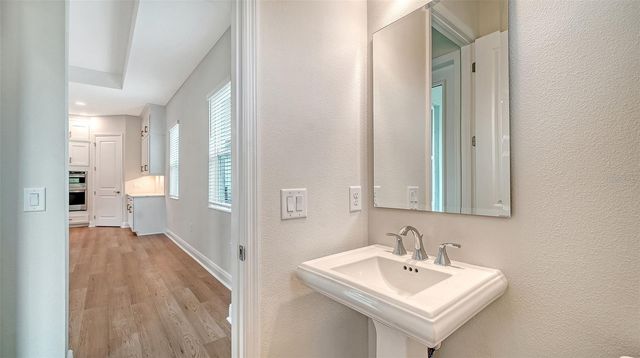 10050 CRYSTAL ISLES CIRCLE, Sarasota, FL 34241