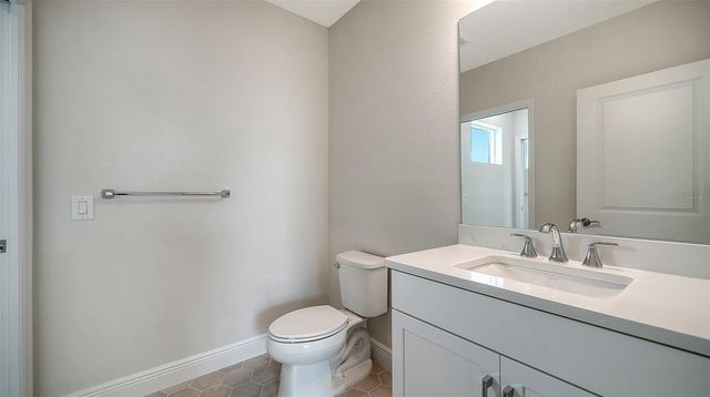 10050 CRYSTAL ISLES CIRCLE, Sarasota, FL 34241