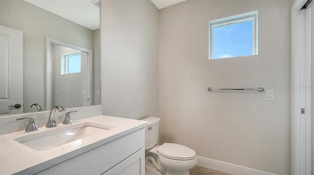 10050 CRYSTAL ISLES CIRCLE, Sarasota, FL 34241