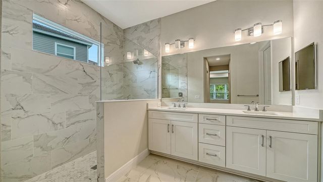 10050 CRYSTAL ISLES CIRCLE, Sarasota, FL 34241