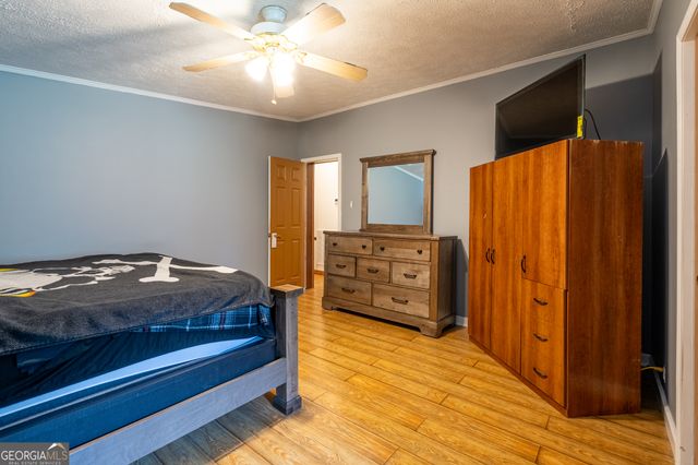 1054 Booze Mountain Road SE, Lindale, GA 30147